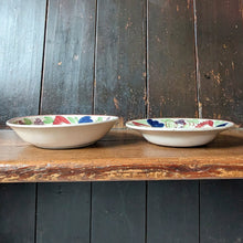 Load image into Gallery viewer, Scottish Spongeware Bowls