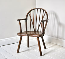 Load image into Gallery viewer, Hoop Back Forest Chair