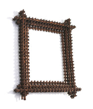 Load image into Gallery viewer, Crown Of Thorns Frame