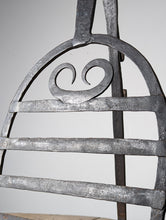 Load image into Gallery viewer, Irish Folk Art Harnen Stand