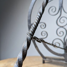 Load image into Gallery viewer, Irish Folk Art Harnen Stand