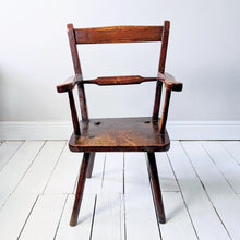 Load image into Gallery viewer, Primitive English Windsor Chair