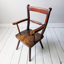 Load image into Gallery viewer, Primitive English Windsor Chair